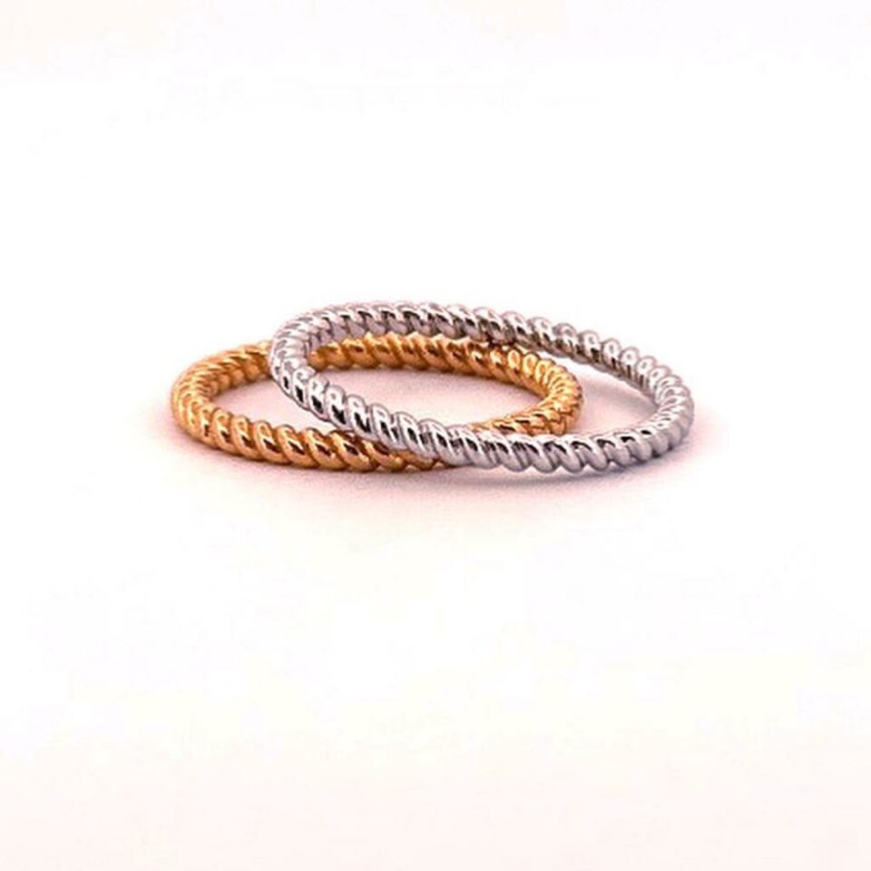 Twisted ring gold and white